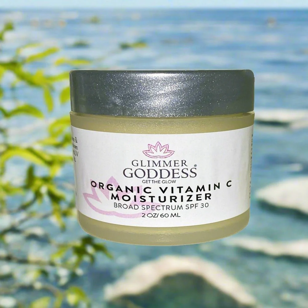 Organic Vitamin C Daily Moisturizer SPF 30 – Brightening Formula - Image 11